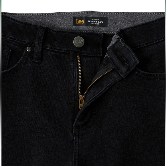 Lee Women's Ultra Lux Mid-Rise Slim Fit Skinny Jean - Picture 5 of 5